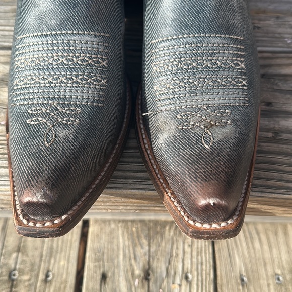 Corral cowgirl/cowboy boots - Picture 4 of 9